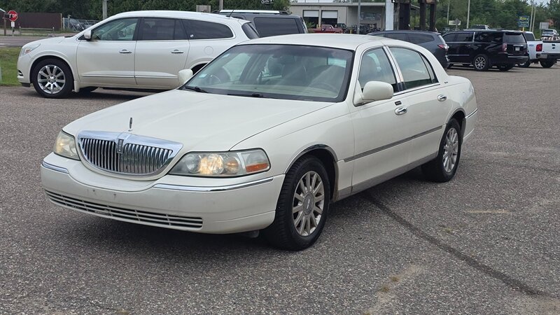 2007 Lincoln Town Car Signature  