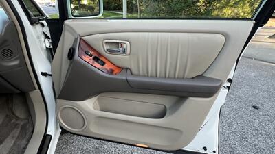 2002 Lexus RX 300 - Photo 22 - Valencia, CA 91355