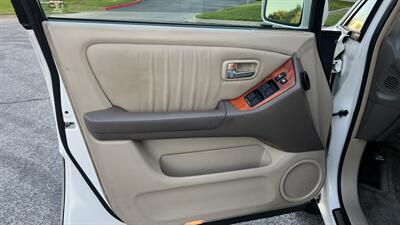 2002 Lexus RX 300 - Photo 24 - Valencia, CA 91355