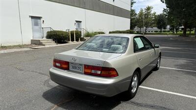 1997 Lexus ES 300 - Photo 9 - Valencia, CA 91355
