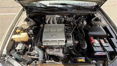 1997 Lexus ES 300 - Photo 22 - Valencia, CA 91355