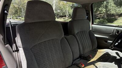 1998 Chevrolet S-10 - Photo 15 - Valencia, CA 91355