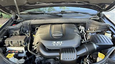 2013 Jeep Grand Cherokee Laredo - Photo 17 - Valencia, CA 91355