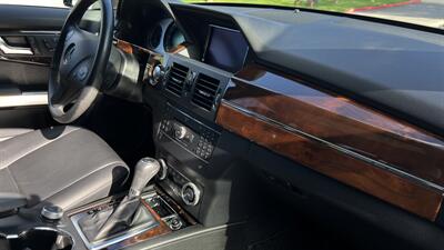 2012 Mercedes-Benz GLK GLK 350 4MATIC - Photo 23 - Valencia, CA 91355