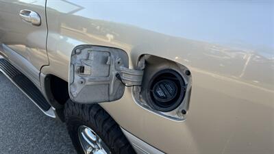 2002 Lexus LX 470 - Photo 11 - Valencia, CA 91355