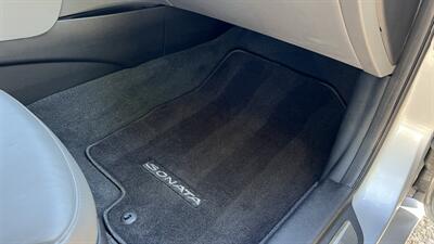 2012 Hyundai SONATA Limited - Photo 18 - Valencia, CA 91355