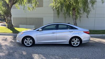 2012 Hyundai SONATA Limited - Photo 2 - Valencia, CA 91355
