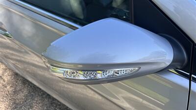 2012 Hyundai SONATA Limited - Photo 11 - Valencia, CA 91355