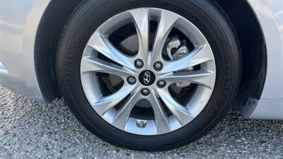 2012 Hyundai SONATA Limited - Photo 14 - Valencia, CA 91355