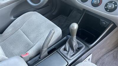 2002 Toyota Camry LE   - Photo 26 - Valencia, CA 91355