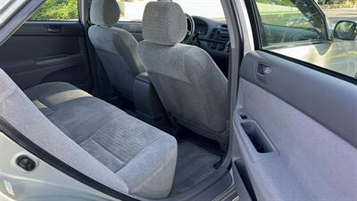 2002 Toyota Camry LE   - Photo 18 - Valencia, CA 91355