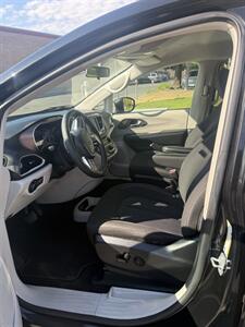 2022 Chrysler Voyager LX - Photo 9 - San Jose, CA 95111
