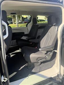 2022 Chrysler Voyager LX - Photo 10 - San Jose, CA 95111