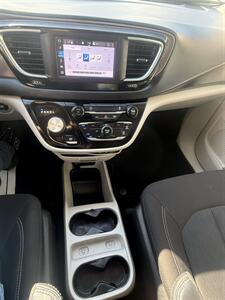 2022 Chrysler Voyager LX - Photo 23 - San Jose, CA 95111