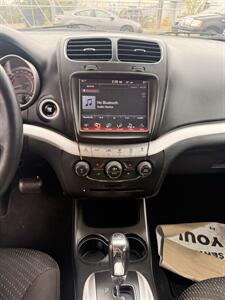 2015 Dodge Journey SXT   - Photo 7 - Edmonton, AB T6W 1A3