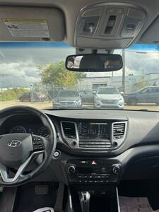 2017 Hyundai TUCSON SE - Photo 8 - Edmonton, AB T6W 1A3