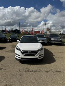 2017 Hyundai TUCSON SE - Photo 2 - Edmonton, AB T6W 1A3