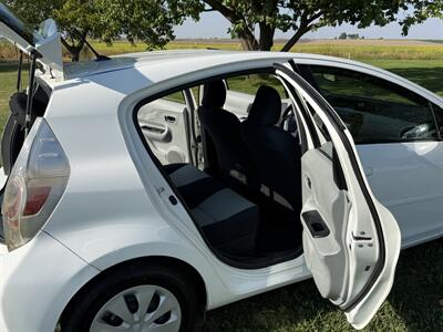 2012 Toyota Prius c One - Photo 32 - Pasco, WA 99301