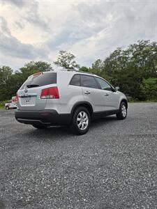 2013 Kia Sorento LX   - Photo 7 - Inwood, WV 25428