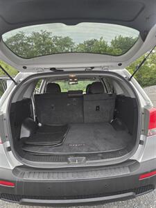 2013 Kia Sorento LX   - Photo 13 - Inwood, WV 25428