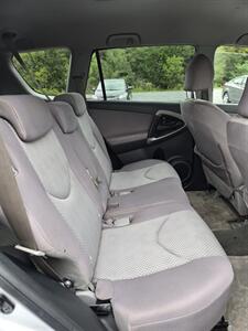 2007 Toyota RAV4   - Photo 16 - Inwood, WV 25428