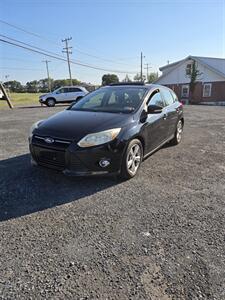2012 Ford Focus SE   - Photo 2 - Inwood, WV 25428