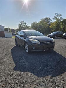2012 Ford Focus SE   - Photo 15 - Inwood, WV 25428