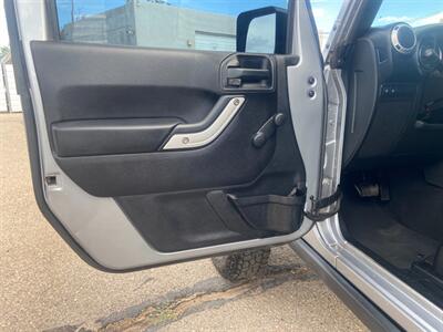 2016 Jeep Wrangler Rubicon - Photo 8 - Albuquerque, NM 87105