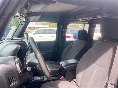 2017 Jeep Wrangler Unlimited Sport S - Photo 10 - Albuquerque, NM 87105