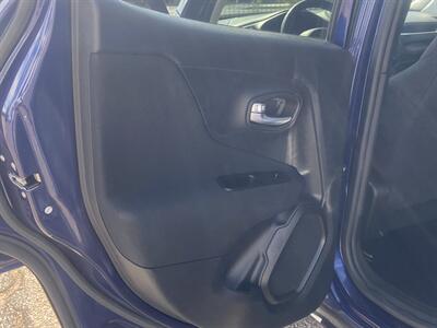 2019 Jeep Renegade Latitude - Photo 11 - Albuquerque, NM 87105