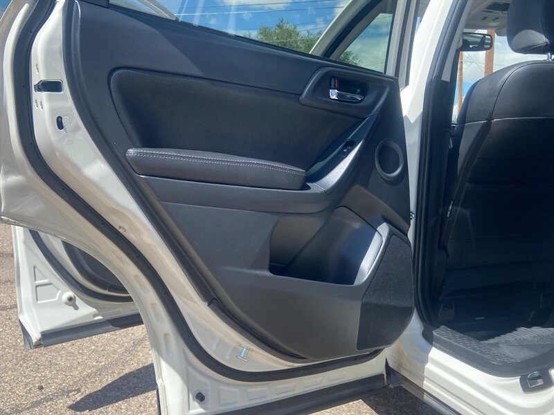 2016 Subaru Forester 2.0XT Touring - Photo 13 - Albuquerque, NM 87105