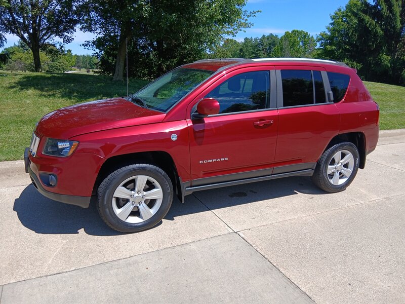 2015 Jeep Compass Latitude - Photo 13 - Brunswick, OH 44212