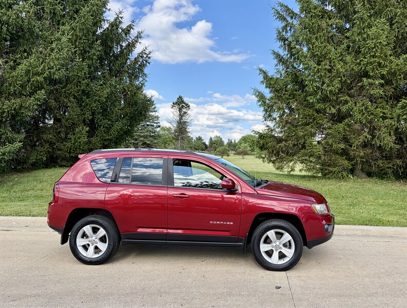 2015 Jeep Compass Latitude - Photo 4 - Brunswick, OH 44212
