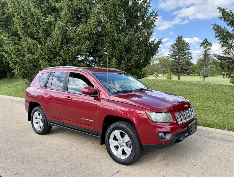 2015 Jeep Compass Latitude - Photo 2 - Brunswick, OH 44212