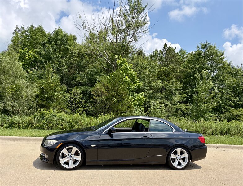 2011 BMW 328i - Photo 6 - Brunswick, OH 44212