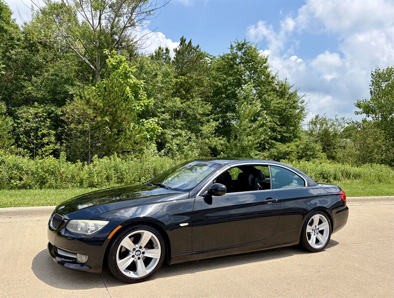 2011 BMW 328i - Photo 3 - Brunswick, OH 44212