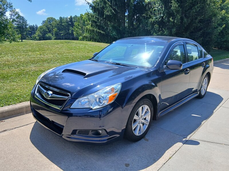 2012 Subaru Legacy 2.5i - Photo 15 - Brunswick, OH 44212