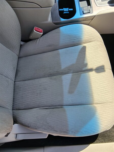 2012 Subaru Legacy 2.5i - Photo 22 - Brunswick, OH 44212
