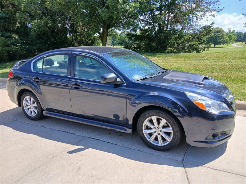 2012 Subaru Legacy 2.5i - Photo 20 - Brunswick, OH 44212