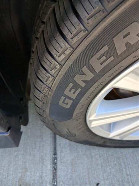 2012 Subaru Legacy 2.5i - Photo 27 - Brunswick, OH 44212