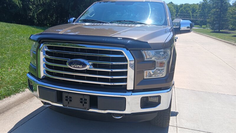 2015 Ford F-150 XLT - Photo 6 - Brunswick, OH 44212