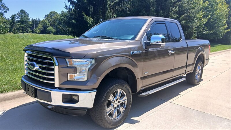 2015 Ford F-150 XLT - Photo 4 - Brunswick, OH 44212