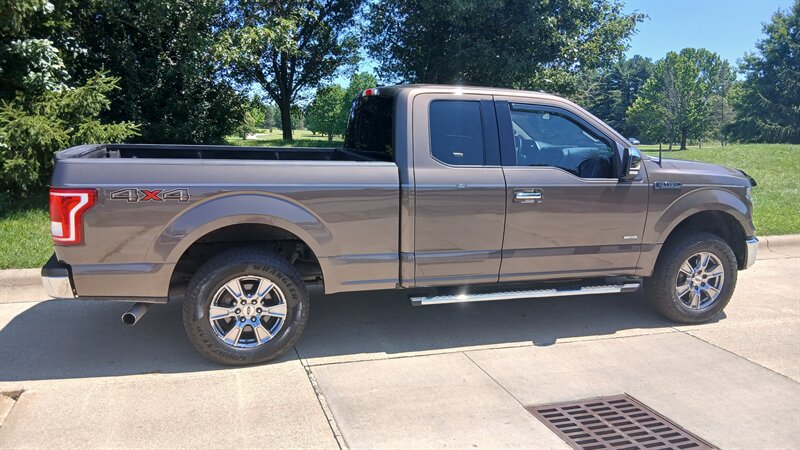 2015 Ford F-150 XLT - Photo 18 - Brunswick, OH 44212
