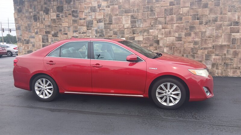 2012 Toyota Camry Hybrid LE - Photo 30 - Brunswick, OH 44212