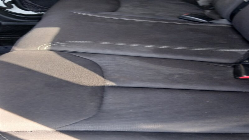 2013 Jeep Wrangler Unlimited Sahara - Photo 27 - Brunswick, OH 44212