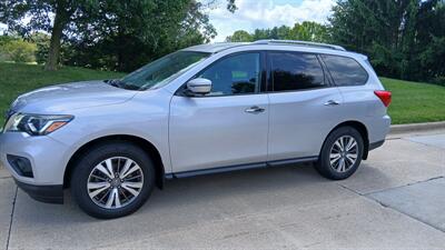 2017 Nissan Pathfinder S SUV