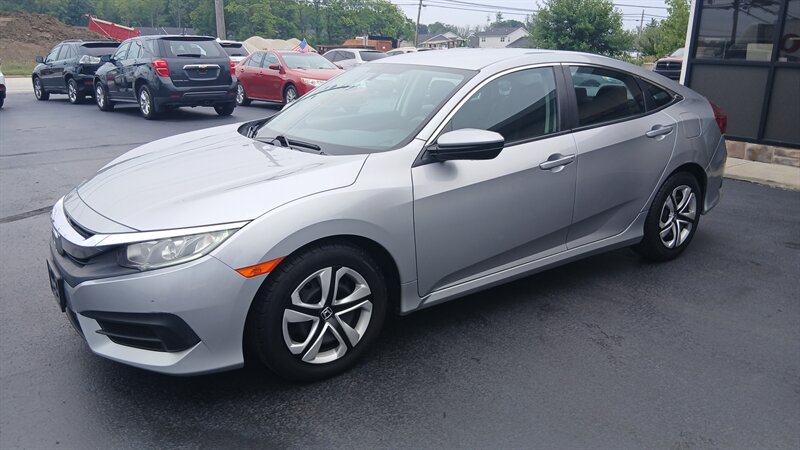 2016 Honda Civic LX - Photo 24 - Brunswick, OH 44212
