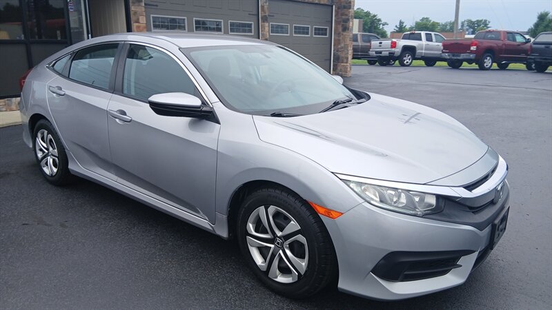 2016 Honda Civic LX - Photo 41 - Brunswick, OH 44212