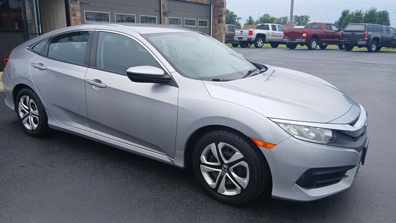 2016 Honda Civic LX - Photo 2 - Brunswick, OH 44212