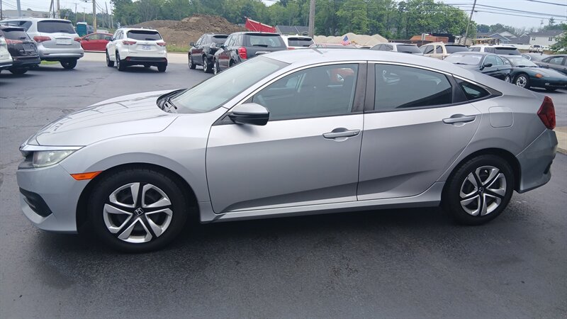 2016 Honda Civic LX - Photo 22 - Brunswick, OH 44212